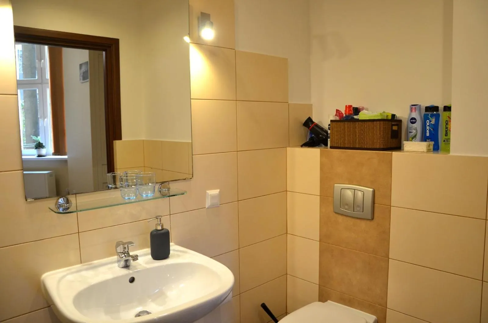 Caffe Latte, City Center Apartment 克拉科夫